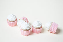 Încărcați o imagine în vizualizatorul galeriei: Muffin Clicker