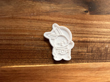 Încărcați o imagine în vizualizatorul galeriei: Asztronauta nyuszi Sütikiszúró - Húsvéti - Süthet3d