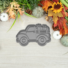 Încărcați o imagine în vizualizatorul galeriei: Autó Tökökkel Sütikiszúró #2 - Halloween - Süthet3d