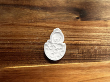 Încărcați o imagine în vizualizatorul galeriei: Csibe Tojásban Húsvéti Sütikiszúró - Süthet3d