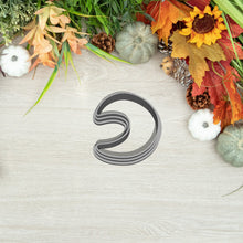 Kép betöltése a galériamegjelenítőbe: Hold - Halloween Linzer Közép Kiszúró - Süthet3d