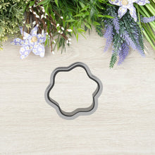 Kép betöltése a galériamegjelenítőbe: Hullámos Linzer Körvonal Kiszúró - Süthet3d