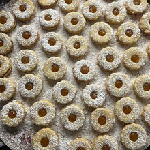 Kép betöltése a galériamegjelenítőbe: Sima Kör Linzer Körvonal Kiszúró Panel 12 dbos - Süthet3d