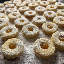 Kép betöltése a galériamegjelenítőbe: Sima Kör Linzer Körvonal Kiszúró Panel 12 dbos - Süthet3d