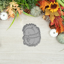 Kép betöltése a galériamegjelenítőbe: Süni Sállal Sütikiszúró - Állatos - Süthet3d