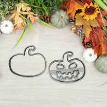 Kép betöltése a galériamegjelenítőbe: Tök Linzer Sütikiszúró Szett #4 - Halloween - Süthet3d