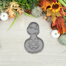 Kép betöltése a galériamegjelenítőbe: Tökben Ülő Dínó Halloween Sütikiszúró #3 - Süthet3d