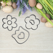 Încărcați o imagine în vizualizatorul galeriei: Virágos Linzer Kiszúró Szett Változatos Körvonallal #3 - Süthet3d