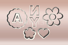 Încărcați o imagine în vizualizatorul galeriei: Anyák napi "Anya" felirat Nagy Linzer Kiszúró Szett (8db - os) - Süthet3d