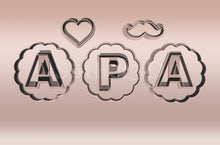 Încărcați o imagine în vizualizatorul galeriei: Apák Napi Linzer Kiszúró Szett Szív és Bajusz (5 részes) - Süthet3d