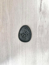 Încărcați o imagine în vizualizatorul galeriei: Csibe Tojás Sütikiszúró - Süthet3d