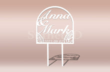 Kép betöltése a galériamegjelenítőbe: Egyedi Neves és Évszámos Tortabeszúró / Topper - Süthet3d