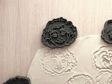 Încărcați o imagine în vizualizatorul galeriei: Encanto Sütikiszúró - Süthet3d