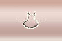 Încărcați o imagine în vizualizatorul galeriei: Fodros balett ruha - Linzer Közép Kiszúró - Süthet3d