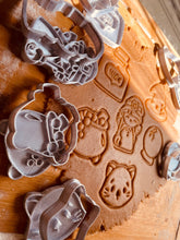 Kép betöltése a galériamegjelenítőbe: Boszorkány Sütikiszúró - Halloween