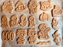 Kép betöltése a galériamegjelenítőbe: Csontváz Mézi Sütikiszúró - Halloween