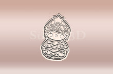 Kép betöltése a galériamegjelenítőbe: Karácsonyfa Jelmezes Fiú - Karácsonyi Sütikiszúró - Süthet3d