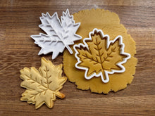 Încărcați o imagine în vizualizatorul galeriei: Levél #5 Sütikiszúró - Ősz - Süthet3d