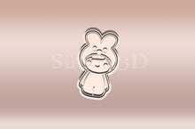 Încărcați o imagine în vizualizatorul galeriei: Nyúl jelmezes gyerek Sütikiszúró - Húsvéti - Süthet3d