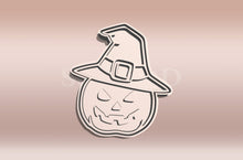 Kép betöltése a galériamegjelenítőbe: Tök Kalapba Sütikiszúró - Halloween - Süthet3d