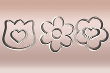 Încărcați o imagine în vizualizatorul galeriei: Virágos Linzer Kiszúró Szett Változatos Körvonallal #3 - Süthet3d