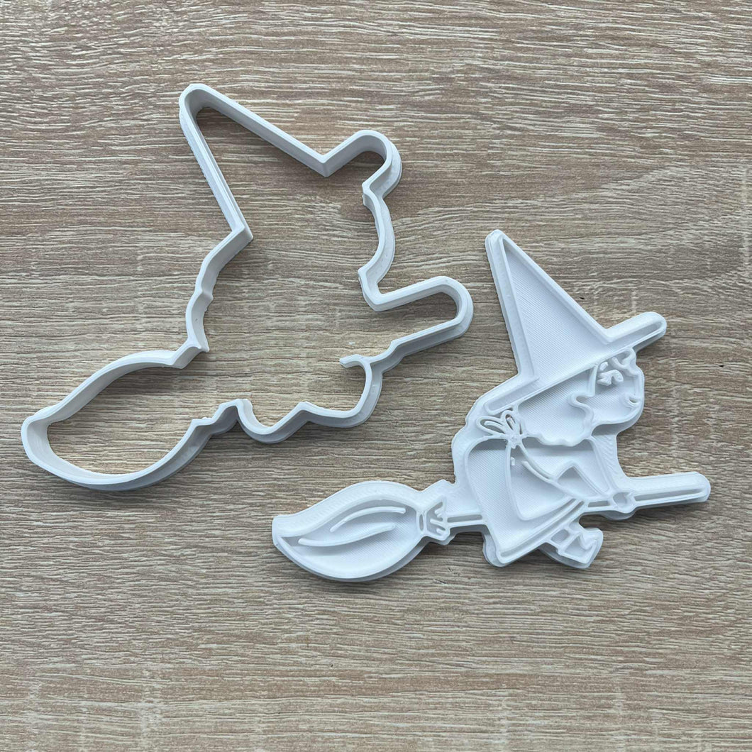 61. Set de tăiat prăjituri (defect)