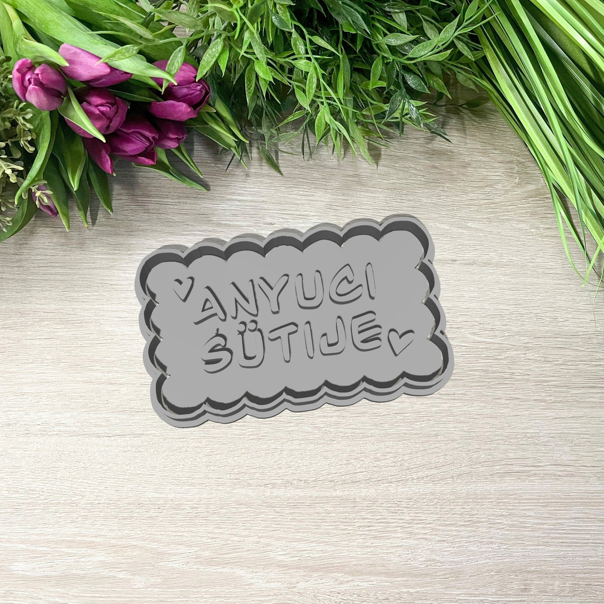 Anyuci Sütije Sütikiszúró - Anyák napja - Süthet3d