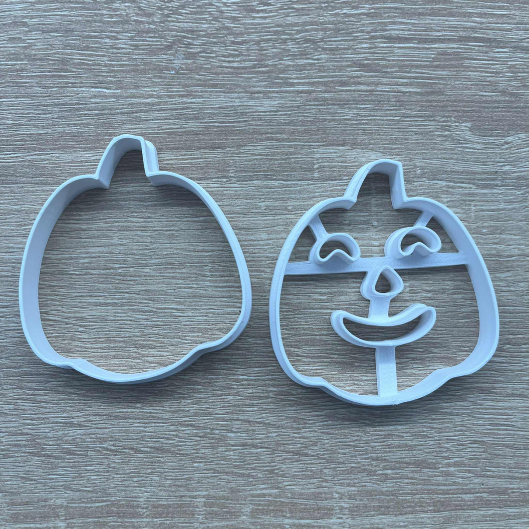 61. Set de tăiat prăjituri (defect)